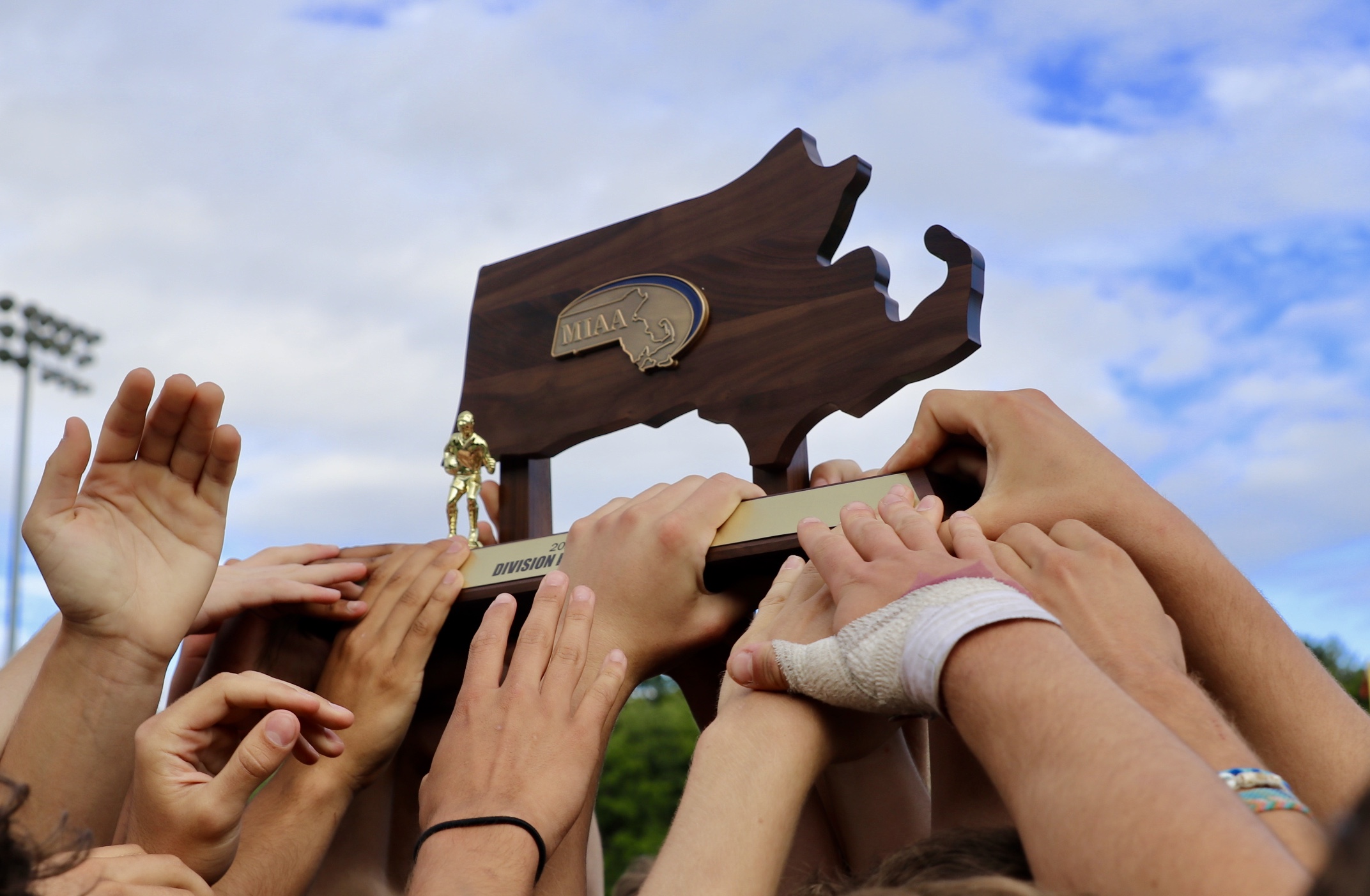 Belmont boys rugby wins state championship by besting BC High, 20-7, at  Curry College